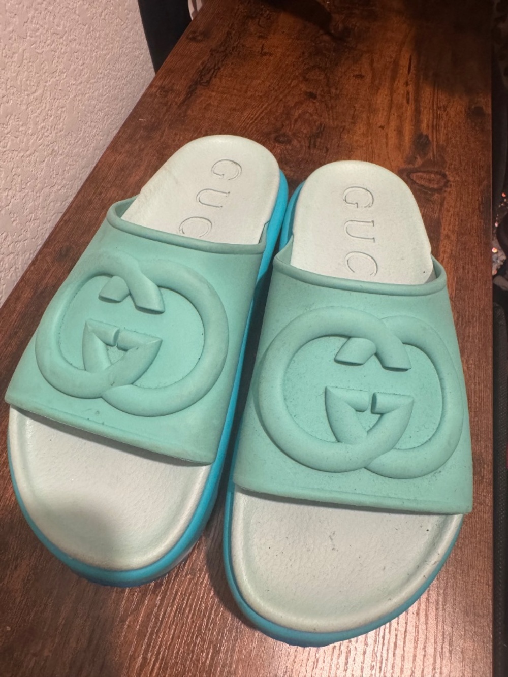 Gucci sandals - Picture 2 of 2